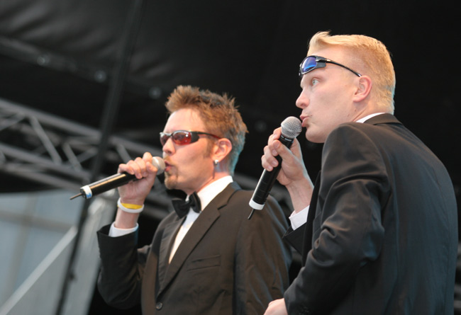 Kauhea kankkunen
Jean S:n vaivana Junnu Vainio -konsertissa oli Kauhea kankkunen.
Avainsanat: Jean J lasit Timo S Antti S. viihdekonsertti Junnu Vainio Käyn ahon laitaa Kauhea kankkunen
Jean S:n vaivana Junnu Vainio -konsertissa oli Kauhea kankkunen.
Avainsanat: Jean J lasit Timo S Antti S. viihdekonsertti Junnu Vainio Käyn ahon laitaa