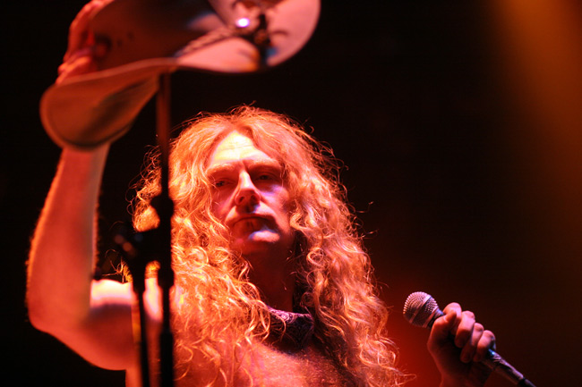 Mika Järvinen
Ei hatuta
Avainsanat: Mika Järvinen Crazy World stetsoni hattu rock'n'roll Mika Järvinen
Ei hatuta
Avainsanat: Mika Järvinen Crazy World stetsoni hattu rock'n'roll