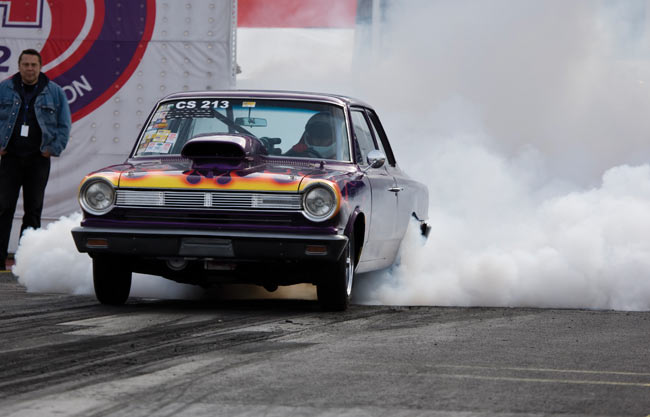 Ja olihan siellä tietysti autojakin
... vaikka Musakuvat keskittyivätkin moottoripyöriin
Avainsanat: Drag racing kiihdytysajo Alastaro kiihdytysauto burnis bunout lämmittää renkaita polttaa rengasta kumi palaa Ja olihan siellä tietysti autojakin
... vaikka Musakuvat keskittyivätkin moottoripyöriin
Avainsanat: Drag racing kiihdytysajo Alastaro kiihdytysauto burnis bunout lämmittää renkaita polttaa rengasta kumi palaa