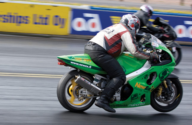 Mitrusen tyyliä
NewEx racing
Avainsanat: Drag racing kiihdytysajo Alastaro Musakuvat sponsori sponsoroida mainos moottoripyörä kiihdyttää NewEx Mitrusen tyyliä
NewEx racing
Avainsanat: Drag racing kiihdytysajo Alastaro Musakuvat sponsori sponsoroida mainos moottoripyörä kiihdyttää NewEx