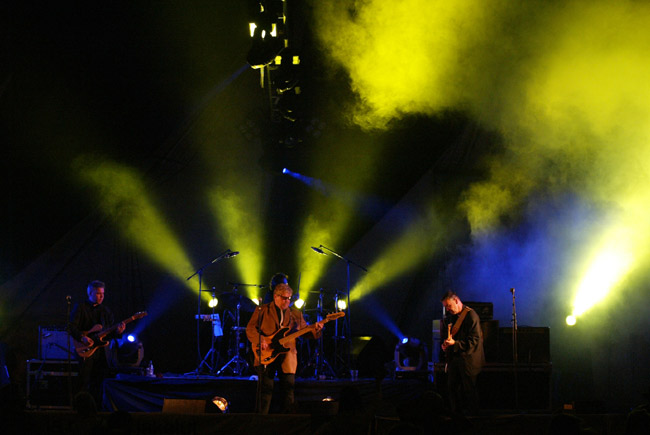 Jussi and the Boys
Jussi and the Boys, Länsivarasto, Kotka 2005.
Avainsanat: Jussi and the Boys Raittinen valot savu lava