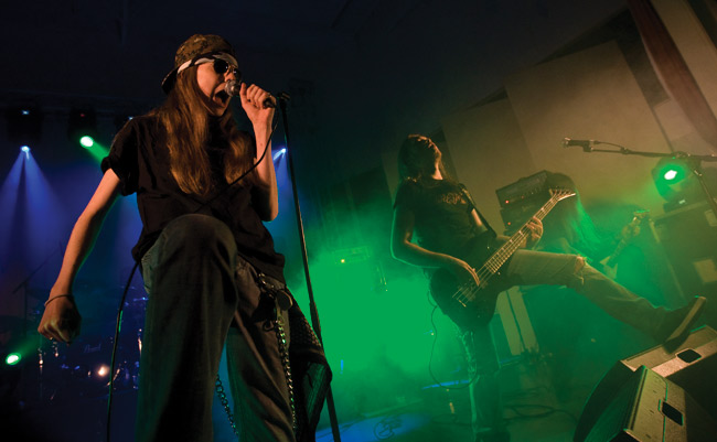 Amoral 2010
Dark Winter, Kotka 10
Avainsanat: Dark Winter Festival festivaali karhula Kotka Sammolla Amoral Ari Koivunen