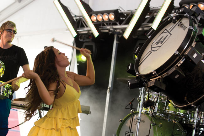 Rumpua
Anna Abreu, Pioneerifestivaali 2010
Avainsanat: Anna Abreu Idols Pioneerifestivaali Koria Kouvola kaunis seksikäs latino Rumpua
Anna Abreu, Pioneerifestivaali 2010
Avainsanat: Anna Abreu Idols Pioneerifestivaali Koria Kouvola kaunis seksikäs latino