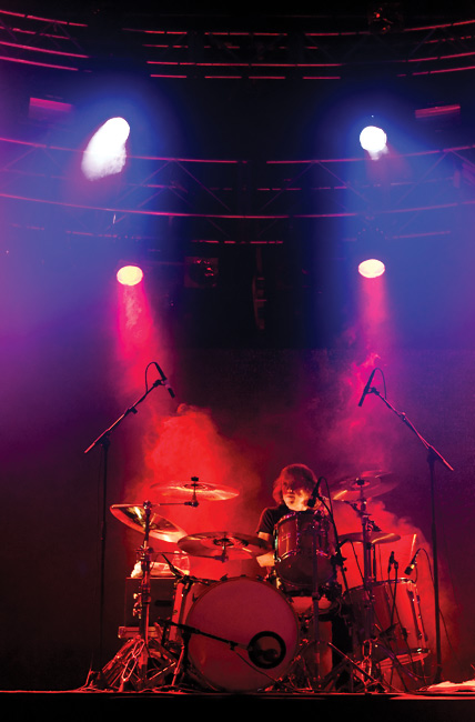 Sipen patteristo
Sipe Santapukki, Kotkan Meripäivät, Sapokan jättiteltta, Kotka 2007.
Avainsanat: Apulanta Sipe Santapukki rumpali rummut valot Sapokka Kotkan Meripäivät