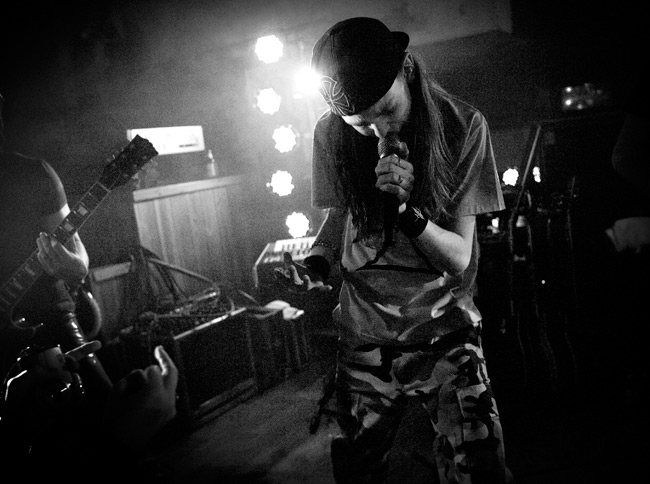 "Can you here me calling your name"
"... I'm trying to reach out to you"
Avainsanat: Ari Koivunen iso a hevi-ari idols-voittaja idoli Amarillo Kotka 