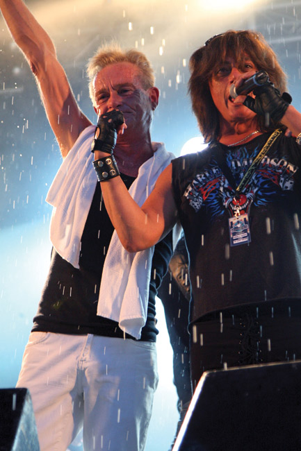 Encore
Bonnet and Turner
Avainsanat: Graham Bonnet Joe Lynn Turner Rainbow legends Jurassic Rock Mikkeli Finland encore sataa vettä