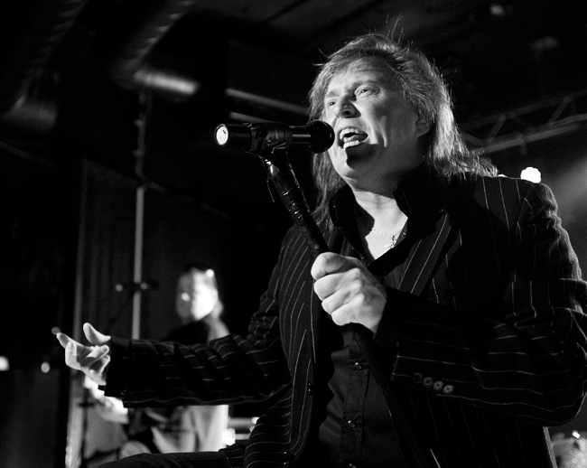 Tommi Läntinen 2008
Avainsanat: Boycott classic rock Kouvola Vaakuna Marilyn Tommi Läntinen My Sharona mustavalkoinen Tommi Läntinen 2008
Avainsanat: Boycott classic rock Kouvola Vaakuna Marilyn Tommi Läntinen My Sharona mustavalkoinen