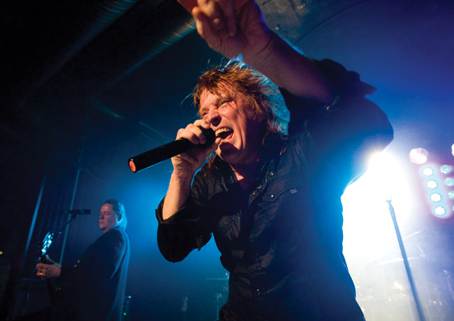 "My-my-my... my Sharona
Läntinen ärisee
Avainsanat: Boycott classic rock Kouvola Vaakuna Marilyn Tommi Läntinen My Sharona "My-my-my... my Sharona
Läntinen ärisee
Avainsanat: Boycott classic rock Kouvola Vaakuna Marilyn Tommi Läntinen My Sharona