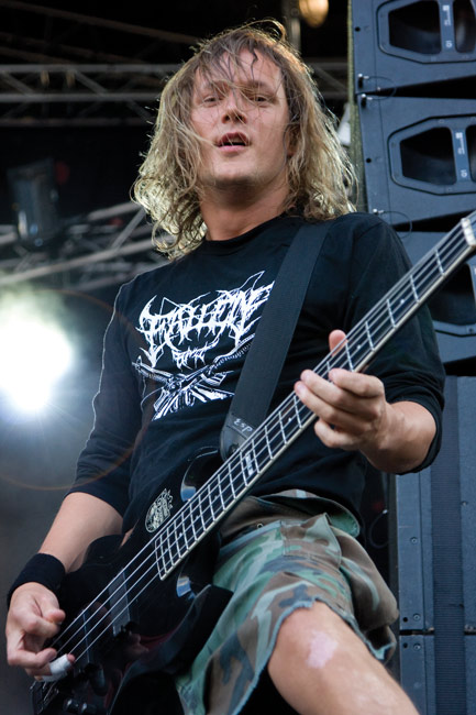 Henkka Seppälä
Children of Bodom
Avainsanat: Children of Bodom Sauna Open air metal festival Henkka Seppälä basso basisti