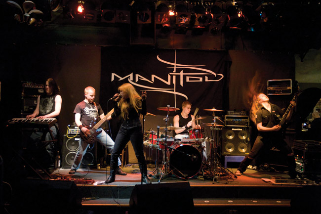Crimson Sun 2008
Kesto-klubi, Kairo 2008.
Avainsanat: Crimson Sun Kairo Kesto-klubi Kotka Tina Jukarainen Joni Junnila Jukka Jauhiainen Saku Moilanen Antti Rantavuo Manitou