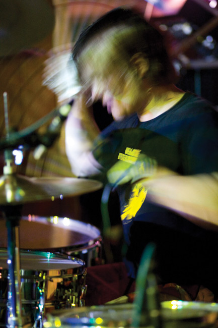 Pexi Parviainen
Crumbland
Avainsanat: Crumbland love grunge in your head amarillo Kotka rummut rumpali Pexi Parviainen vauhdissa liike vauhdikas liikkua