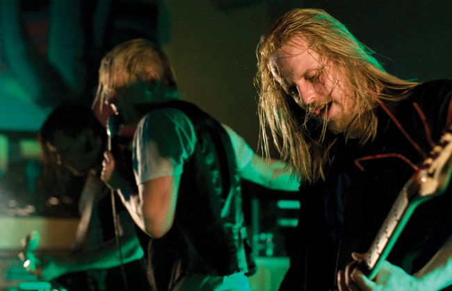 Dangerous
Deep Insight
Avainsanat: Deep Insight Amarillo Kotka Dangerous
Deep Insight
Avainsanat: Deep Insight Amarillo Kotka