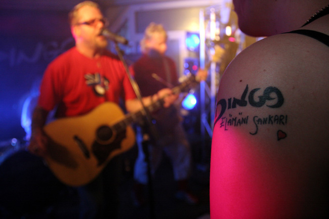 Elämäni sankari
Avainsanat: Elämäni sankari tatuointi Dingo Neumann olkapää paljas iho