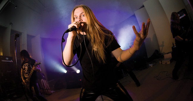 Matias Palm
Avainsanat: Dark Winter festival Kotka karhula sammmontalo Domination Black basso Matias Palm