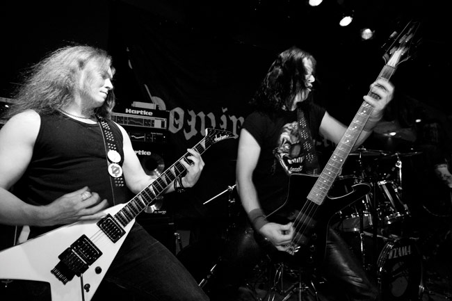 Heiskanen & Eerola
Kairo 2008
Avainsanat: Domination Black Kairo Kesto Kotka Teppo Heiskanen Lauri sir Eerola