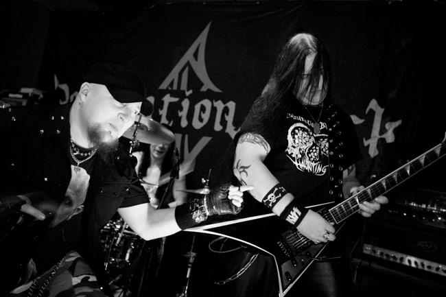Katos tota!
Killgast ja Wiren
Avainsanat: Domination Black Kairo Kesto Kotka Ville Wiren Kari A. Killgast Katos tota!
Killgast ja Wiren
Avainsanat: Domination Black Kairo Kesto Kotka Ville Wiren Kari A. Killgast