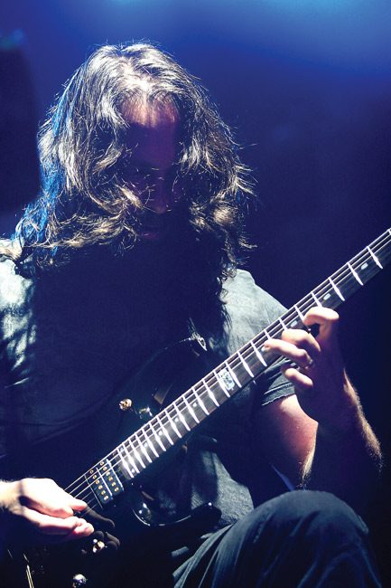 Faceless
Avainsanat: Dream Theater Helsinki progressiivinen metalli progressive Helsinki John Petrucci keskittyä eläytyä kasvoton Faceless
Avainsanat: Dream Theater Helsinki progressiivinen metalli progressive Helsinki John Petrucci keskittyä eläytyä kasvoton