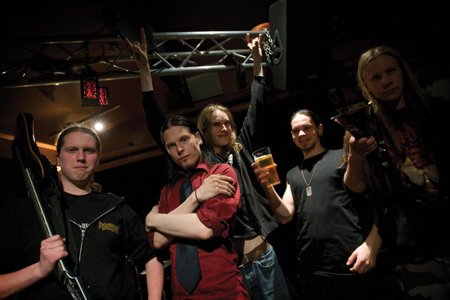 Encranius posettaa
Keikan jälkeen, Back Room, Kotka 09.
Avainsanat: Encranius Back Room Kotka Saakeli Samu Esa Antti Encranius posettaa
Keikan jälkeen, Back Room, Kotka 09.
Avainsanat: Encranius Back Room Kotka Saakeli Samu Esa Antti