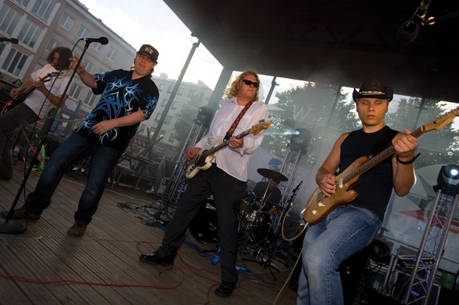 Endlless Circles 2010
Toriterassilla Sound of art
Avainsanat: Endless Circles Sound of art Kotka toriterassi