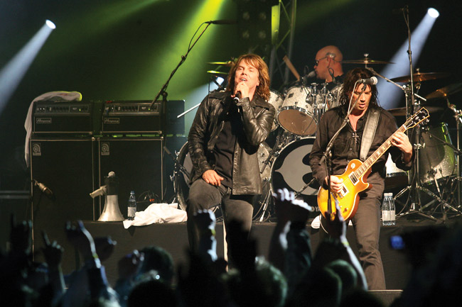 Kolmikko
Joey Tempest, John Norum ja Ian Haugland
Avainsanat: Europe Joey Tempest John Norum Ian Haugland kolmikko