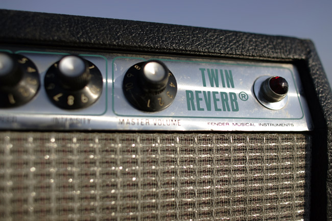 Twin Reverb
Legendaarinen putkisoundi 
Avainsanat: Fender Twin Reverb vahvistin kitara kombo nupikat legendaarinen putkivahvistin soundi