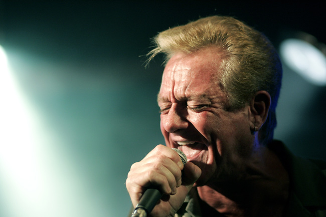 "Love's no frend of mine"
Graham Bonnet, Kouvola 2006.
Avainsanat: Graham Bonnet Love's no frend of mine Rainbow solisti Alcatrazz laulaa huutaa karkea