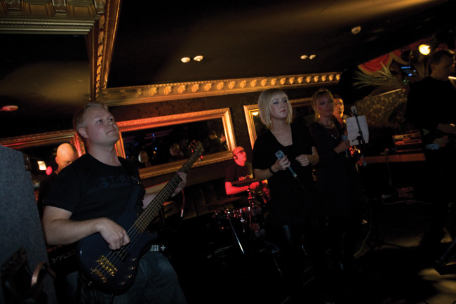 Ilon talossa
GroovX 09
Avainsanat: GroovX fashion night Kotka Ilon talo