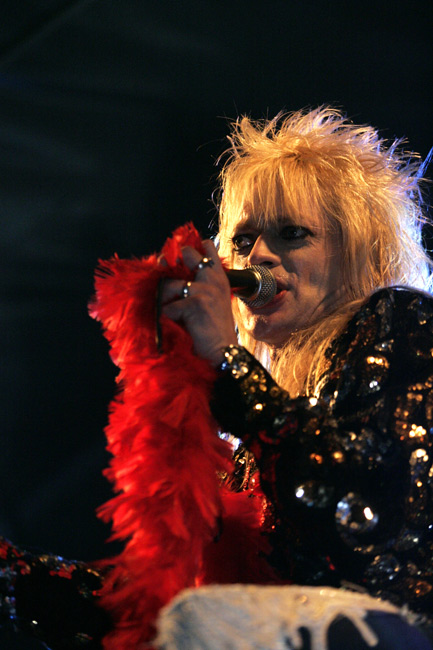 Michael Monroe
Avainsanat: Hanoi Rocks Michale Monroe laulaja solisti röyhelöt höyhenet Oriental beat Michael Monroe
Avainsanat: Hanoi Rocks Michale Monroe laulaja solisti röyhelöt höyhenet Oriental beat