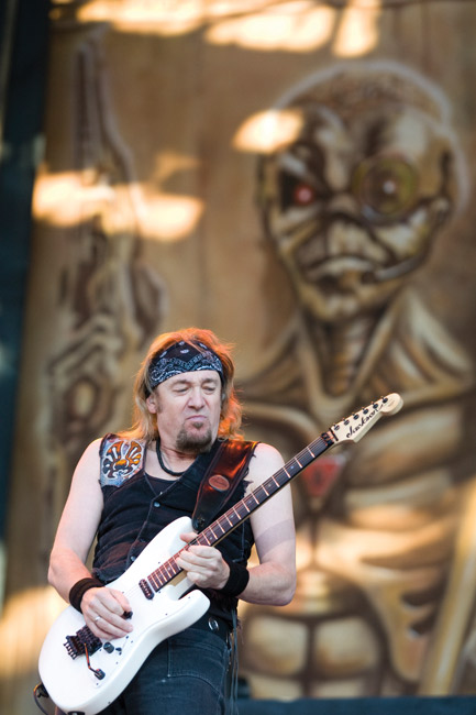 Adrian Smith somewhere back in time
Avainsanat: Iron Maiden heavy hevi Helsinki Olympiastadion Somewhere back in time Adrian Smith
