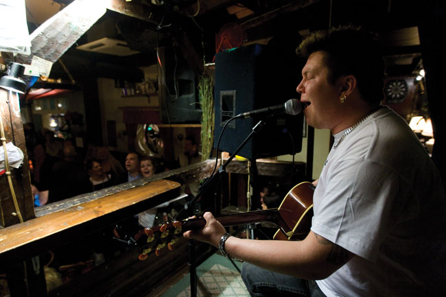 Lavalla
Avainsanat: Jani Wickholm Pika-Mocca Kotka Karhula