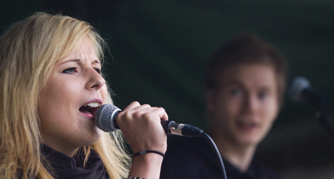 Mistä on pienet tytöt tehty?
Avainsanat: Johanna von Hertzen Laituri Kotka Meriniemi saamaton kaunis Lauri Yrjölä