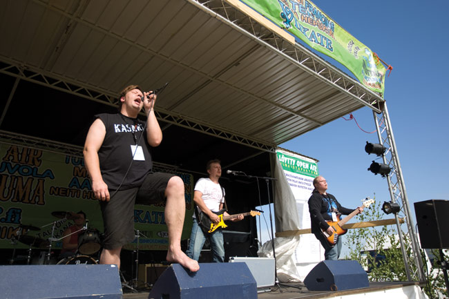 Kasari
Löytty open air, Löytyn stadion, Kouvola 2009.
Avainsanat: Kasari Löytty open air kouvola cover