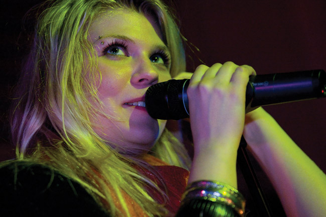 Katrin...
Avainsanat: Katri Ylander Amarillo Kotka Idols kaunis suloinen seksikäs silmät Katrin...
Avainsanat: Katri Ylander Amarillo Kotka Idols kaunis suloinen seksikäs silmät