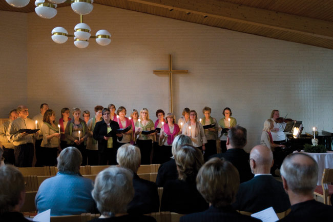 Keikka
Kymi Contento, Seurakuntatalo, Pyhtää 2008.
Avainsanat: Kymi Contento kuoro Pyhtää hengellinen gospel risti seurakuntatalo Keikka
Kymi Contento, Seurakuntatalo, Pyhtää 2008.
Avainsanat: Kymi Contento kuoro Pyhtää hengellinen gospel risti seurakuntatalo