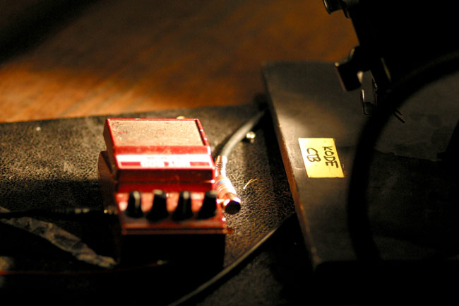 Koden
Koden vehkeitä.
Avainsanat: Kode Neljä Ruusua pedaali nimi lappi