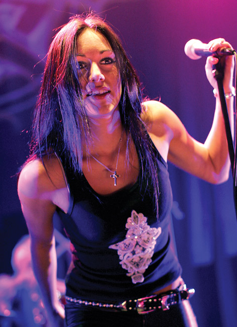 Lauren Harris 2007
Supporting Within Temptation, Helsinki 2007.
Avainsanat: Lauren Harris Kulttuuritalo Helsinki you turn get over it kaunis seksikäs iloinen beuatiful sexy smile