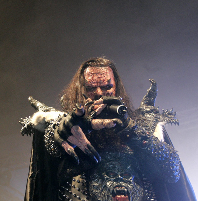 "Now bare you soul"
Avainsanat: Lordi osoittaa sormi käsi katse Tomi Putaansuun voittaja Rovaniemi KISS hard rock hallelujah "Now bare you soul"
Avainsanat: Lordi osoittaa sormi käsi katse Tomi Putaansuun voittaja Rovaniemi KISS hard rock hallelujah