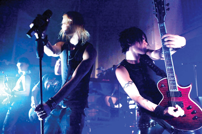 Lovex
Amarillo, Kotka 2007.
Avainsanat: Lovex Amarillo Kotka Theon Torsti Mäkinen Vivian rokata meno päällä vauhdikas Sammy Jason