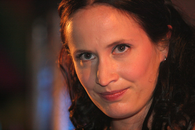 Katse
Maija Villkumaa 2005.
Avainsanat: Maija Vilkkumaa katse Se ei olekaan niin