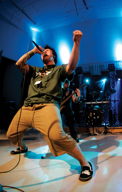 Fool in control?
Avainsanat: Markku Pihlaja Manitou Fool in control solisti takakeno eläytyä Dark Winter Fest