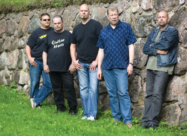 Promokuva
MASH 2008
Avainsanat: MASH promokuva Hamina kivimuuri Stenkka Kari Stenman Harri Seppälä Petri Auer Mara Laamanen Aimo Ikolampi poseerata Promokuva
MASH 2008
Avainsanat: MASH promokuva Hamina kivimuuri Stenkka Kari Stenman Harri Seppälä Petri Auer Mara Laamanen Aimo Ikolampi poseerata