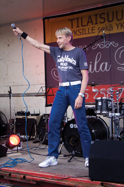 Kättä ylös ja menoa
Matti
Avainsanat: Matti Nykänen Aguila Rosa Kotka