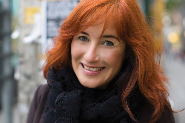 Milana Misic 2007
Mannerheimintie, Helsinki 2007.
Avainsanat: Milana Misic kadulla ihan tavallinen töistä kotiin Helsinki putoan Enkeli Rakkautta vain punatukkainen iloinen