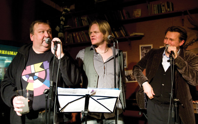 Mikko Kivinen, Otto Kanerva ja Martti Suosalo eivät muista mitään
Jaakko V, Kotka 2010.
Avainsanat: Naurua kolmannella Mikko Kivinen Otto Kanerva Martti Suosalo Jaakko V Kotka Mikko Kivinen, Otto Kanerva ja Martti Suosalo eivät muista mitään
Jaakko V, Kotka 2010.
Avainsanat: Naurua kolmannella Mikko Kivinen Otto Kanerva Martti Suosalo Jaakko V Kotka
