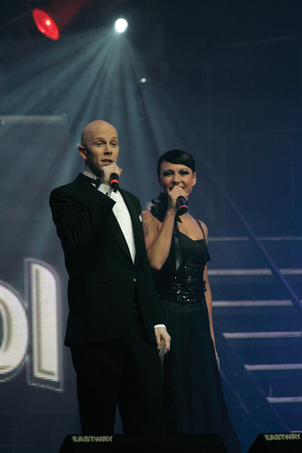 Juontajat
Toni ja Mira
Avainsanat: NRJ radio awards Toni Wirtanen Mira Luoti juontajat iltapuku juhlavaate Eastway