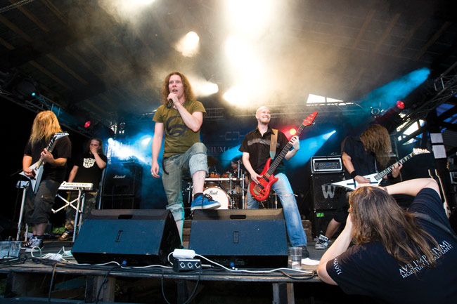 OG kuvattavana
Dark River 2010
Avainsanat: Omnium Gatherum Dark River festival Kotka Kymi Honkala Jukka Pelkonen Markus Vanhala Toni Mäki Aapo Koivisto