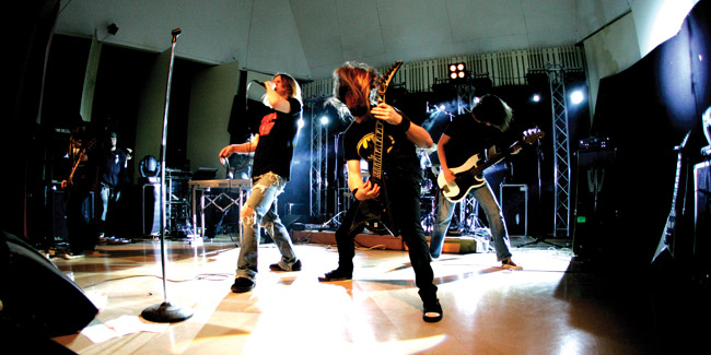 Omnium Gatherum
Kymi Dark Winter Fest, Sammontalo, Kotka 2007.
Avainsanat: Omnium Gatherum OG Harri Pikka Aapo Koivistoi Jukka Pelkonen Markus Vanhala Jarmo Pikka Janne Markkanen Sammon talo Kymi Dark Winter Fest
