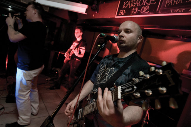 Fis
Mesikämmen 09
Avainsanat: Paha Susi Mesikämmen Toni Tuomo