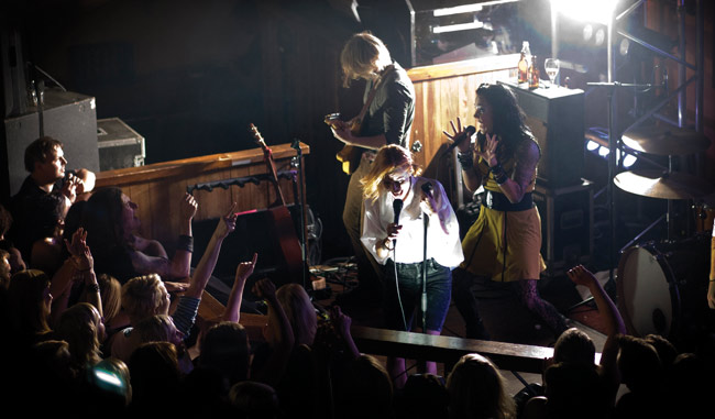 Amarillon lavalla
Kotka 2010
Avainsanat: PMMP Paula Vesala Mira Luoti Amarillo Kotka Sokos Mikko Virta