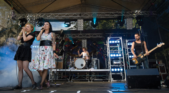 PMMP 2010
Pioneerifestivaali, Kouvola 
Avainsanat: PMMP Paula Vesala Mira Luoti Pioneerifestivaali Koria Kouvola